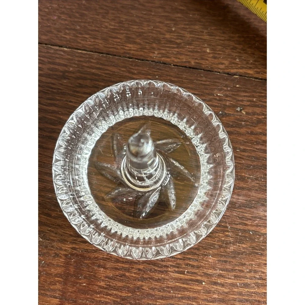 Beautiful Vintage Ring‎ Holder